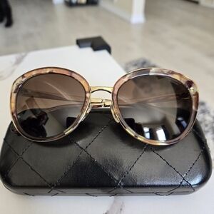 Chanel Oversized Sunglasses Oversized Excellent Condition. 18K Gold Plated.